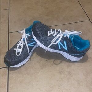 New Balance 480V4 Running Shoes Women’s